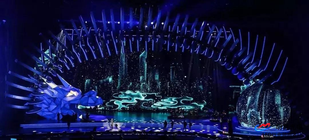 2019四大衛(wèi)視跨年晚會大竟爭,led屏+黑技術(shù)挑起舞美大梁 2019四大衛(wèi)視跨年晚會大竟爭,led屏+黑技術(shù)挑起舞美大梁